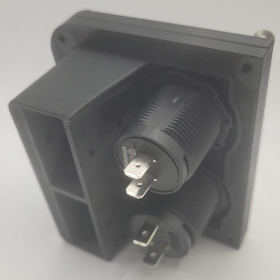 NEXT GEN RANGER / AMAROK TUB ACCESSORY PANEL