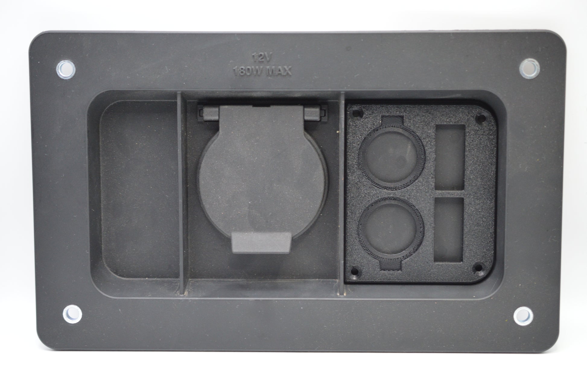 NEXT GEN RANGER / AMAROK TUB ACCESSORY PANEL